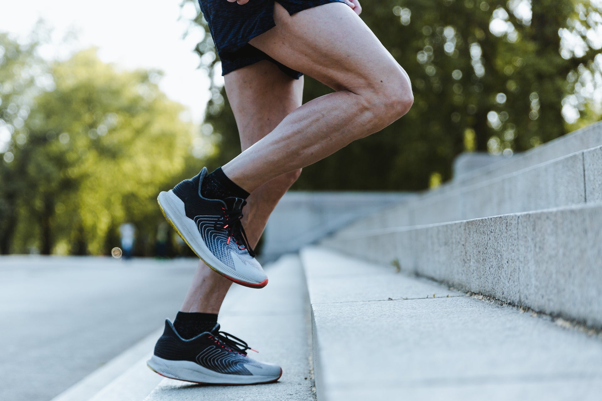 How to Choose the Best Running Shoes for Your Feet (2025 Guide)